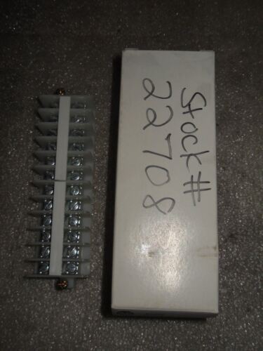 1 Allen-Bradley 1492-HJ812 SURFACE MOUNTED TERMINAL BLOCK