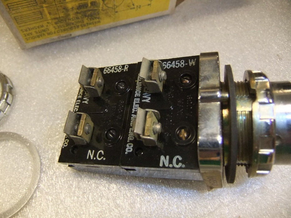 Reliance 66455-R FLUSH HEAD PUSH BUTTON