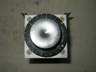 Agastat 7012AF 110/120 V AC 1-10 Minutes On-Delay Time Delay Relay
