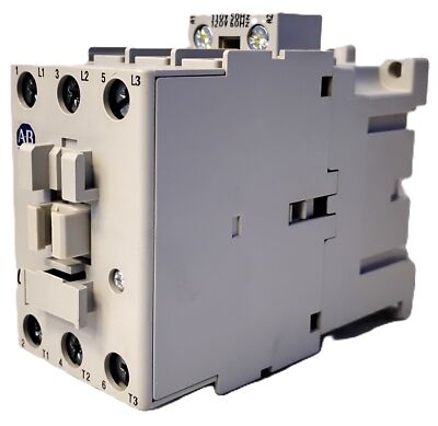 Allen-Bradley 100-C30D00 30 A Non-Reversing Contactor W/ 110/120 V AC Coil