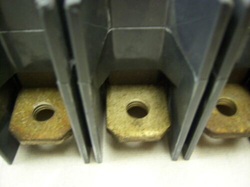 GE Circuit Breaker SGDA3AT0400 240V SGD 3P 400A