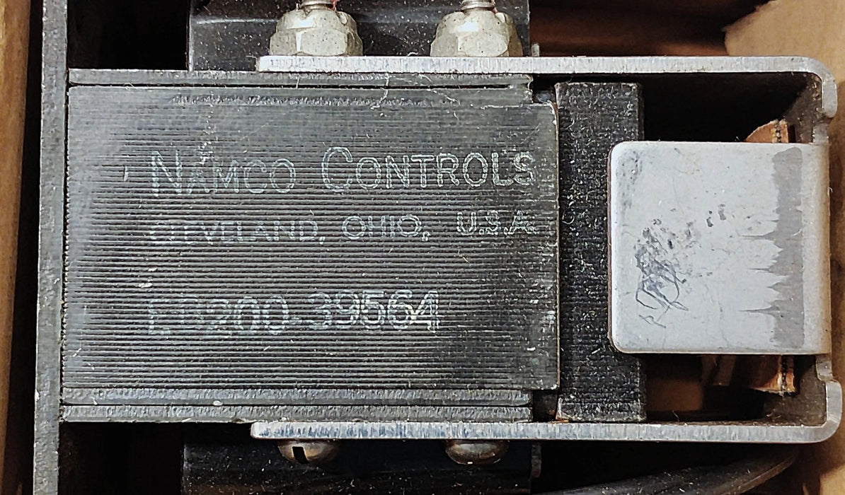 NAMCO EB200-39564 110/120 V AC Push-Type Linear Solenoid