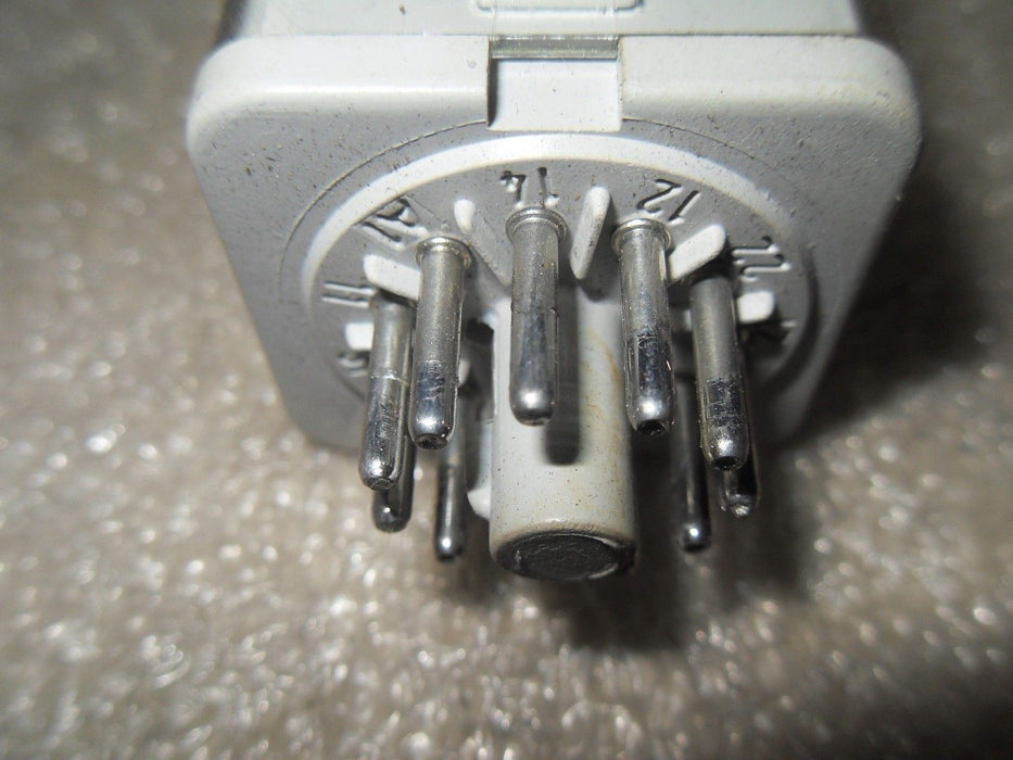 1 Allen-Bradley 700-Ha33A12 12Vac 10A Control Relay