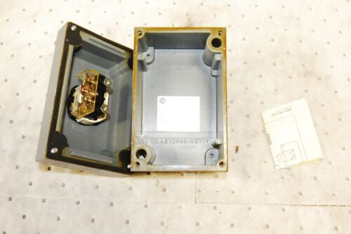 Allen-Bradley KYK-22 OIL LIGHT CONTROL STATION