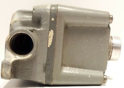 Hubbell / Killark FXCS-OB4 Start / Stop Pushbuttons