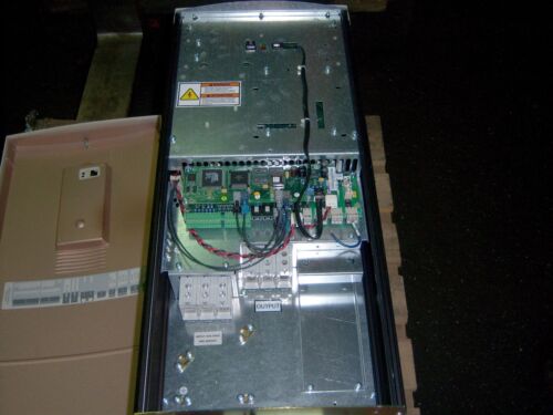 ABB Drive ACS601-0070-4-000B1200800 3PH 300-500VAC