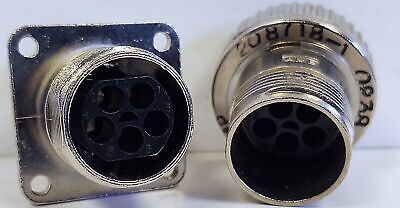 TE Connectivity 208718-1 and 208719-1 5 Position Circular Cable Connector Set