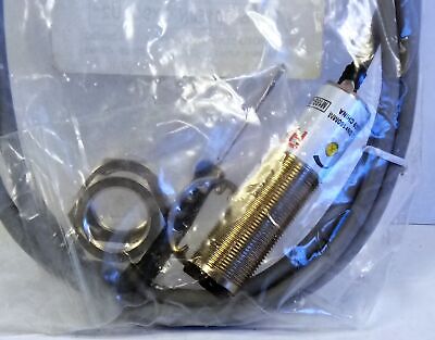 HTM Electronics M18B-D0150N-CX9C4U2 10-30VDC Photoelectric Proximity Sensor