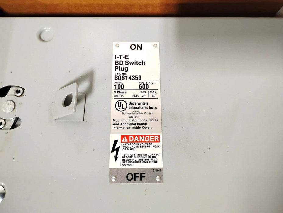Siemens BOS14353 100 A 600 V AC 3 P ITE BD Busway System Plug