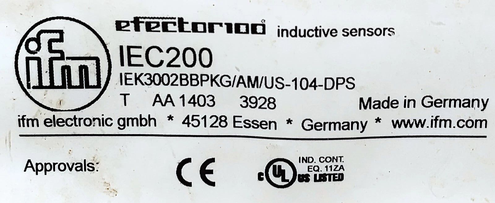 Efector IEK3002BBPKG/AM/US-104 IEC200 10-30 V DC Inductive Proximity Sensor