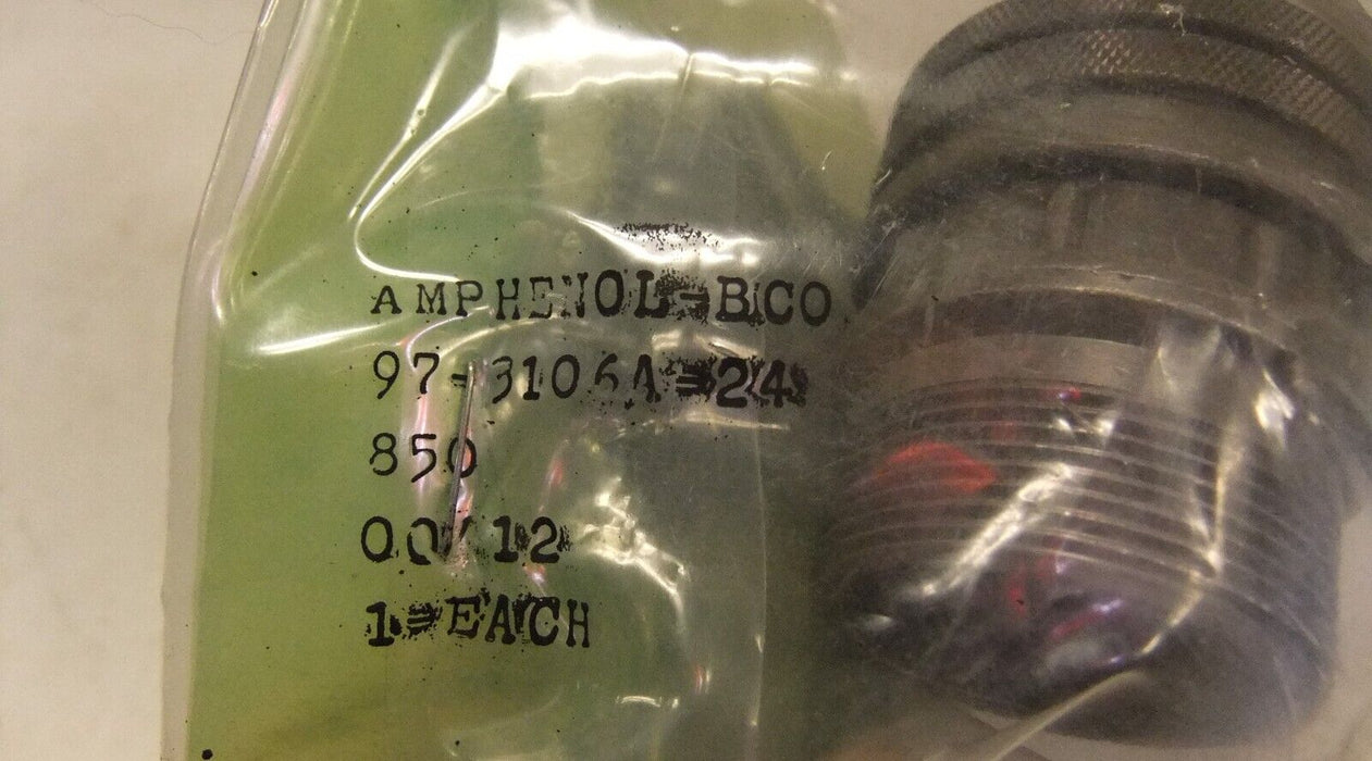 Amphenol Mated Pair 97-3106A-24-5S / 19-7-282-24-7 Size 24