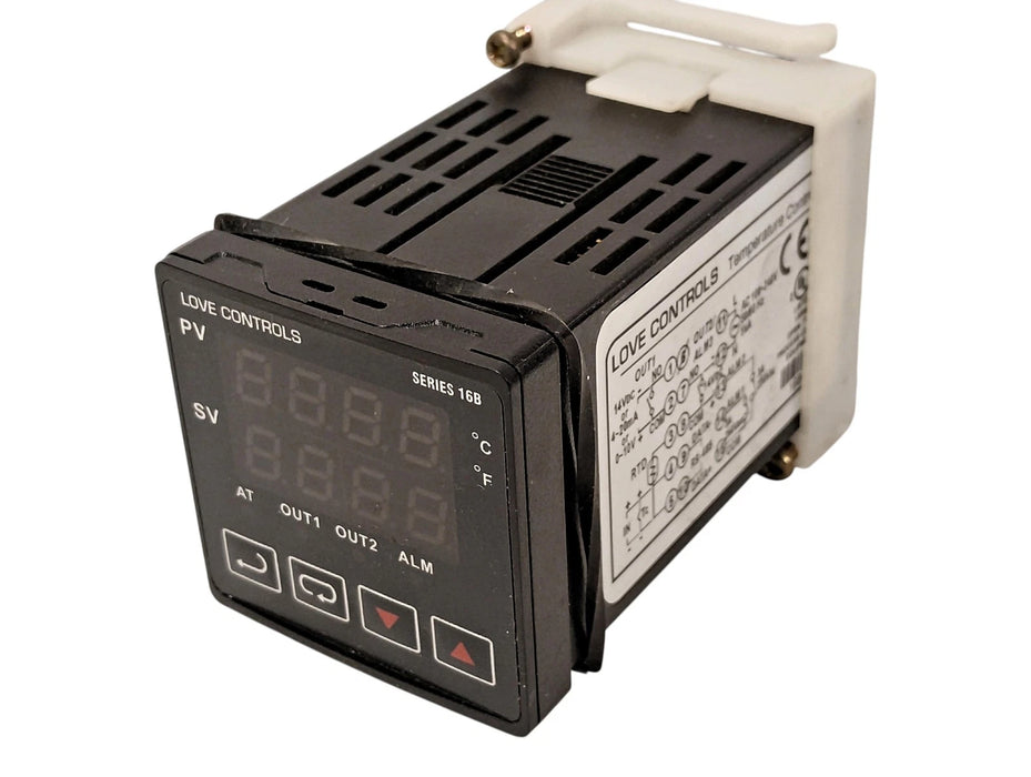Love Controls 16B-33 250 V AC 5 A Temperature Controller