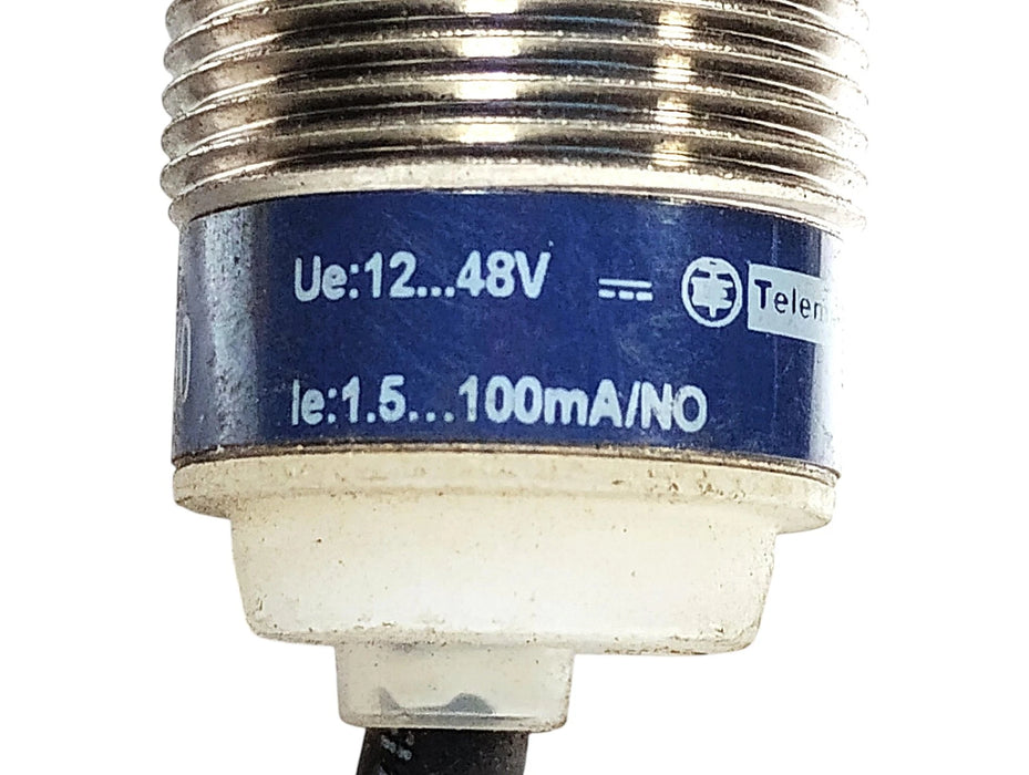 Telemecanique XS518B1DAL10 12-48 V DC Inductive Proximity Sensor