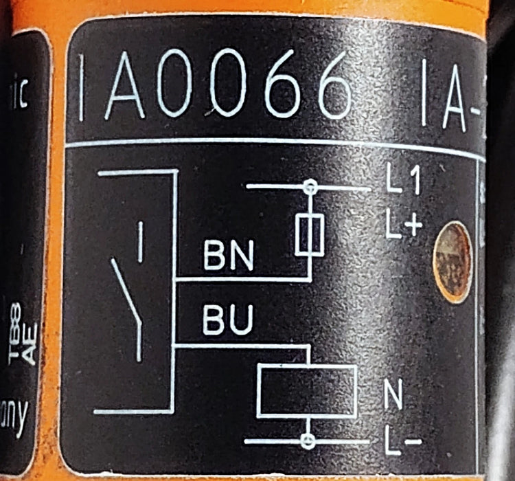 Efector IA-2010-AB0A IA0066 20-250 V AC/DC Inductive Proximity Sensor