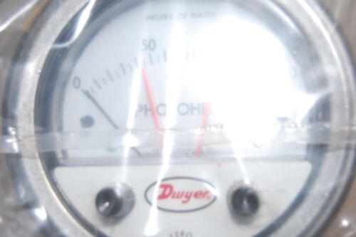 Dwyer 3150 Series 3000 Photohelic Pressure Switch/Gage