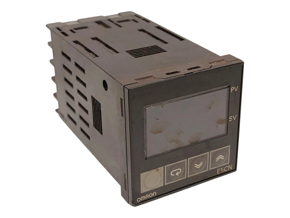 Omron E5CN-R2MTC-500 100-240 V AC 3 A Temperature Controller
