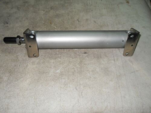 1 Cdg1Ln32-150-Xb13 Pneumatic Cylinder 145 Psi Max