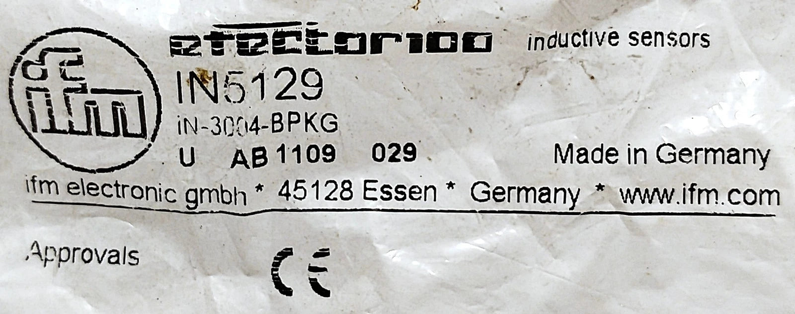 Efector IN-3004-BPKG IN5129 10-36 V DC Inductive Proximity Sensor