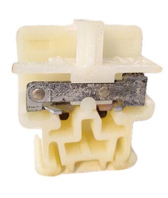 Allen-Bradley 1492-CE9 600 V AC/DC 10 A 10-22 AWG Terminal Block w/ Wire Clamp