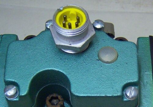 Numatics Solenoid Valve 33Saf400S 110/120