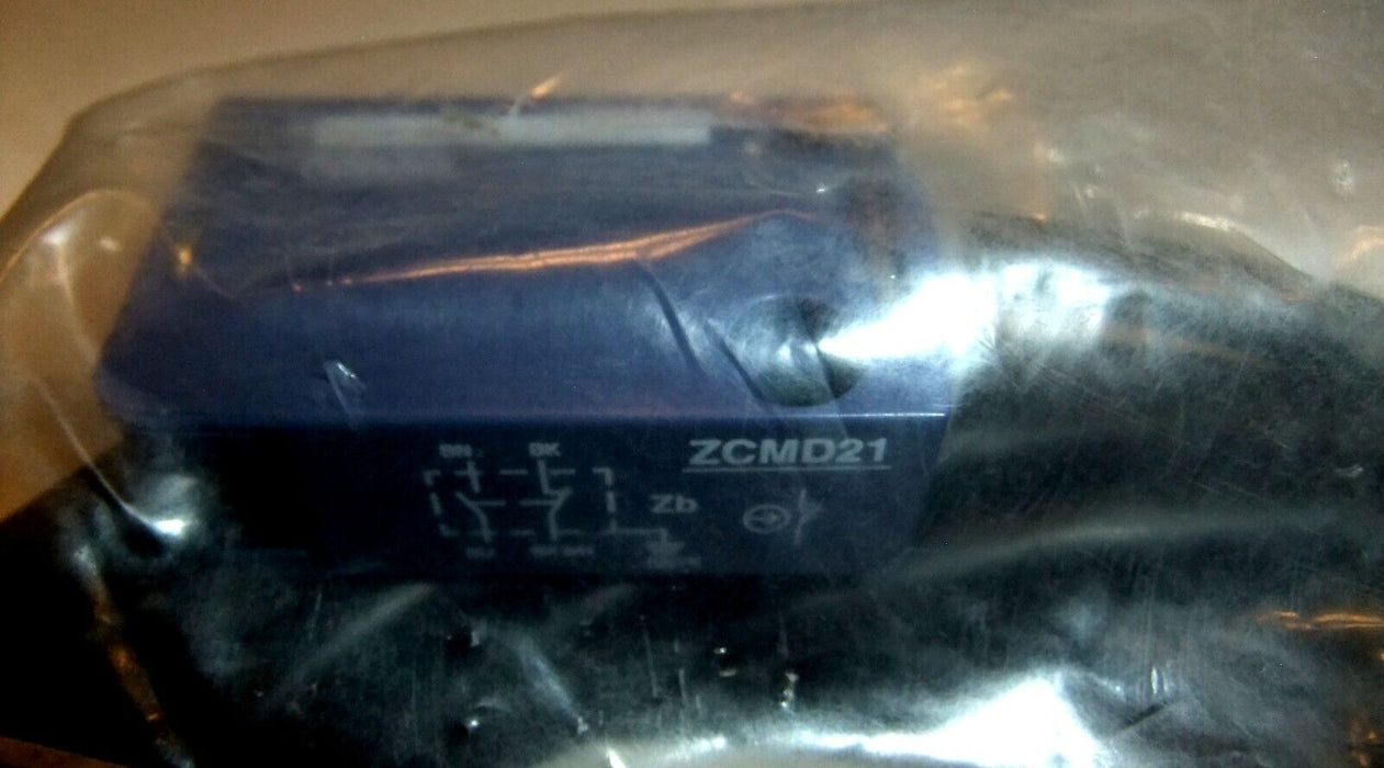 Telemecanique ZCMD21L5 Limit Switch Body w/ Contact and Cable (No Operator)