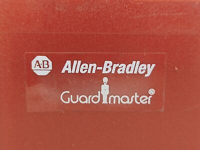 Allen-Bradley 440R-C23017 GUARDMASTER 24V Safety Relay