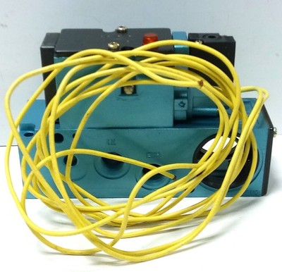 MAC Valves 82A-AF-CKA-TU-DAA5-1DA 25-150 psi Solenoid Valve w/ 110/120 V AC Coil