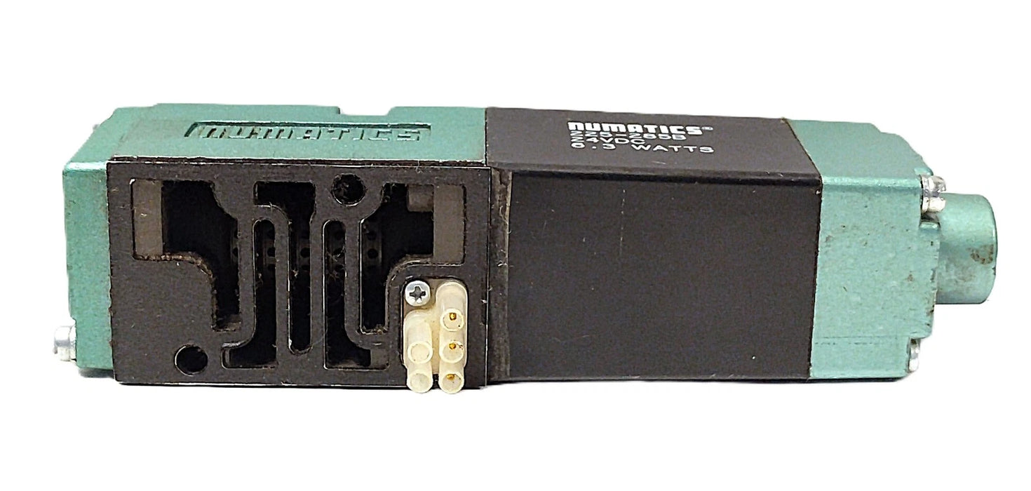 Numatics 081SA400M Pneumatic Solenoid Valve w/ 24 V DC Coil