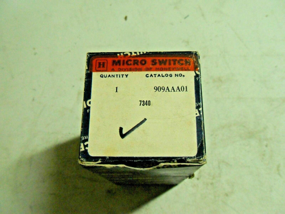 Microswitch 909AAA01 Push Button Switch