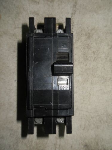 10 Circuit Breakers Square D, T&b, Siemens