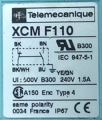Telemecanique XCM-F110 240 V AC 1.5 A Plunger Limit Switch in Type 4 Enclosure