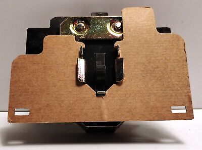 GE CR205X100C Auxiliary Contact Kit for CR205-208 Devices NEMA Sizes 0-1