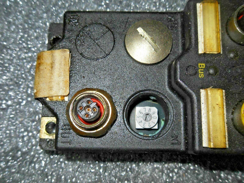 GE FANUC IC675PDM841A BUSSTOP I/O MODULE