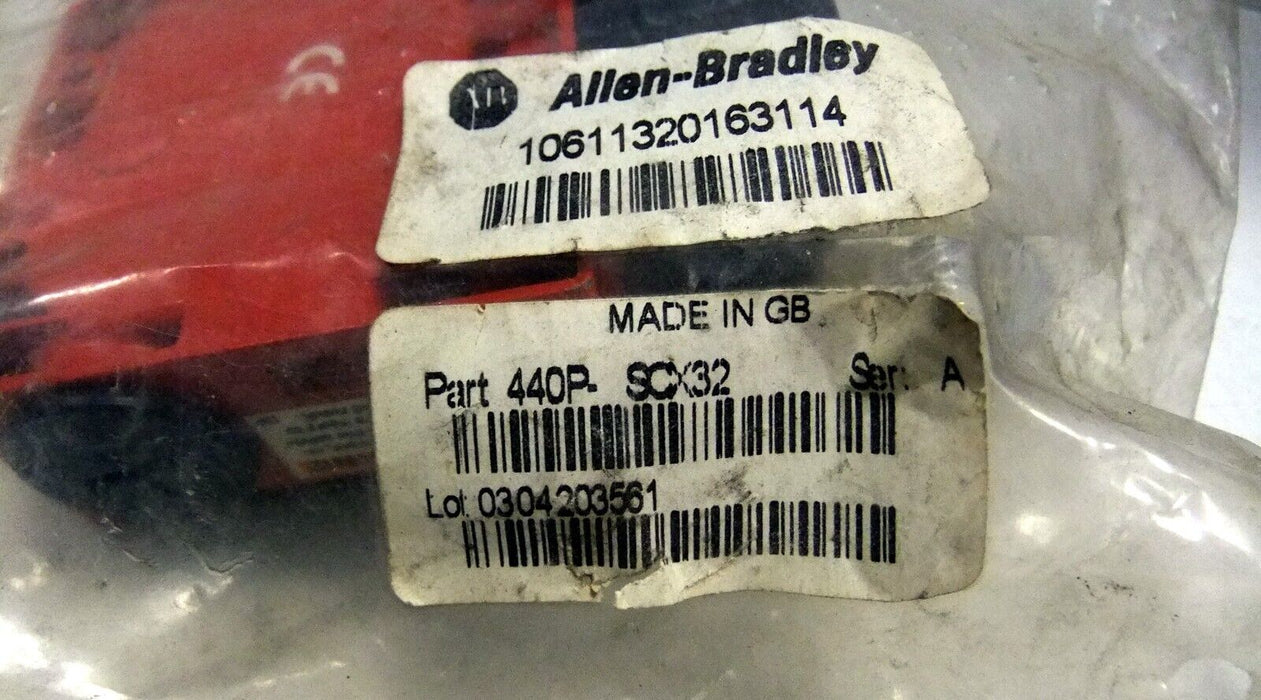 Allen-Bradley Guardmaster 440P-SCX32 Safety Switch