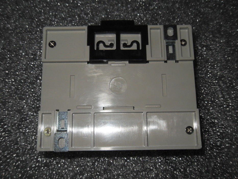 1 KEYENCE CV-130 VISION SYSTEM CONTROLLER