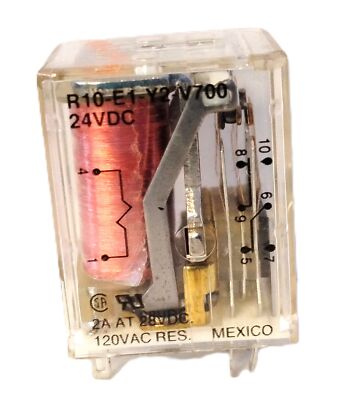 Potter & Brumfield R10-E1Y2-V700 24 V DC 3 A Miniature Ice Cube Plug-in Relay