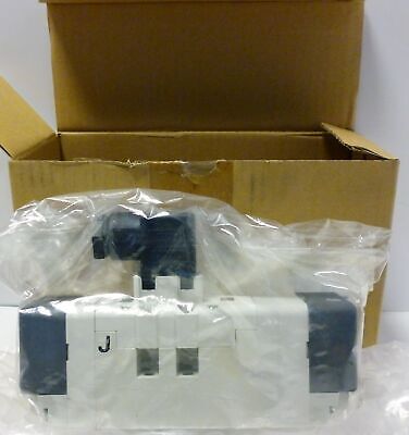 SMC VQ7-6-FJG-D-3ZR-X90-Q Double Solenoid Valve