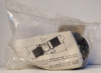 Numatics 11SAD443O013A30 110/120 V AC 1/8" NPTF 4-Way 2-Position Solenoid Valve