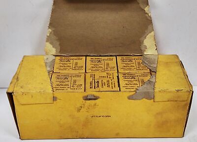 Hubbell HBL7101-C 7101-C 2 Pole 2 Wire 20 A 250 V Female Locking Plug