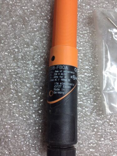 IFM Efector KG001 CAPACITIVE PROXIMITY SWITCH