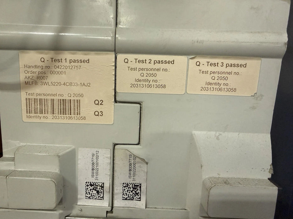 Siemens 3WL5220-4CB33-1AJ2 2000 A Size 2 SENTRON 3WL Air Circuit Breaker