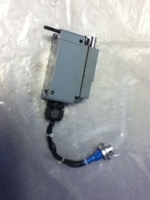 Square D 9007-AW48 Limit Switch with Attachment