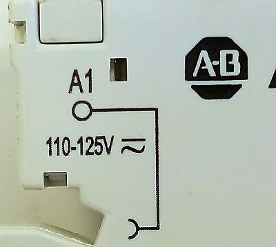 Allen-Bradley 700-HLT1U1 Ser A Terminal Block Relay w/ Surge Suppression
