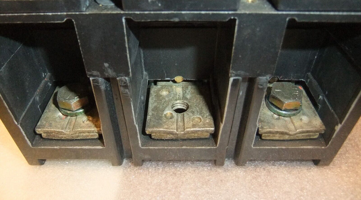 Square D Breaker LAF3640036MV1027 400A 600V
