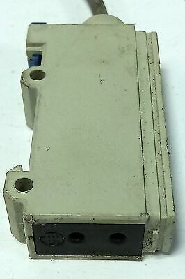 Telemecanique XUD-J003537 12-24 V DC Photoelectric Proximity Sensor