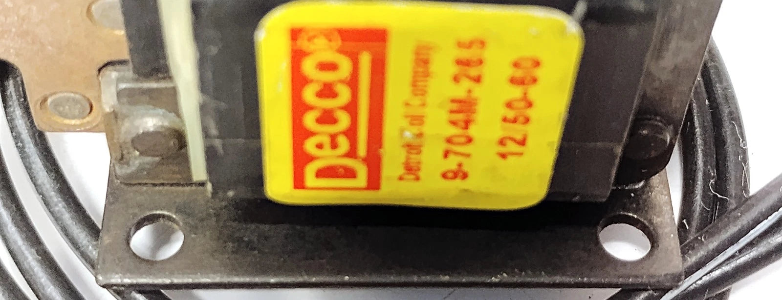 Decco 9-704M-265 12 V AC Push/Pull-Type Linear Solenoid
