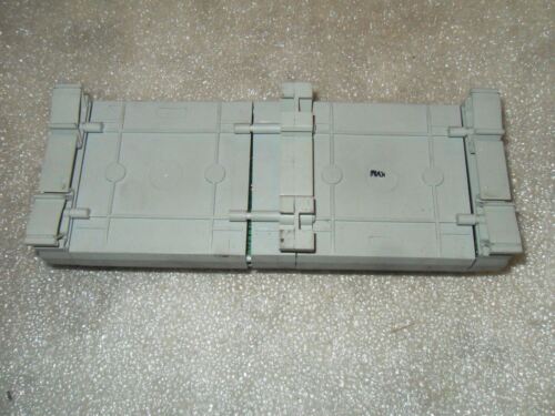 1 Allen-Bradley 1492-IFM40F-F-2 40 POINT ISOLATED DIGITAL FUSIBLE IFM