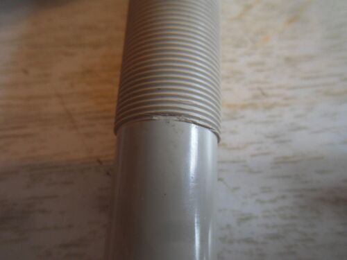 Omron E2K-X8MF1 Proximity Sensor