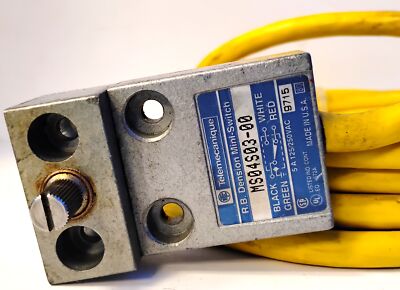 Telemecanique MS04S03-00 125/250 V AC 5 A Limit Switch