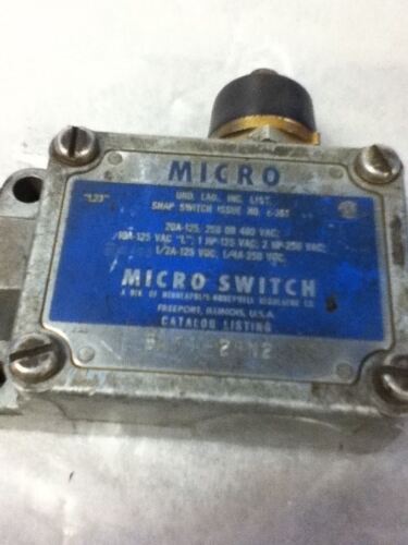 MICRO SWITCH BAF1-2RN2-RH LIMIT SWITCH